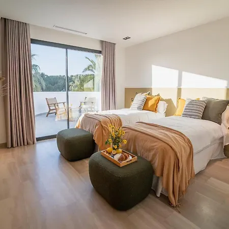 Superb With Private Lagoon Pool
