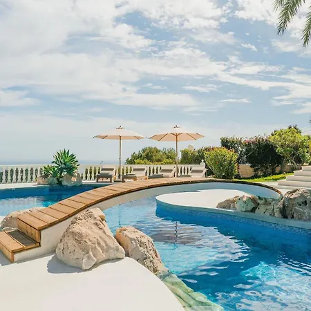 Superb With Private Lagoon Pool 哈维亚